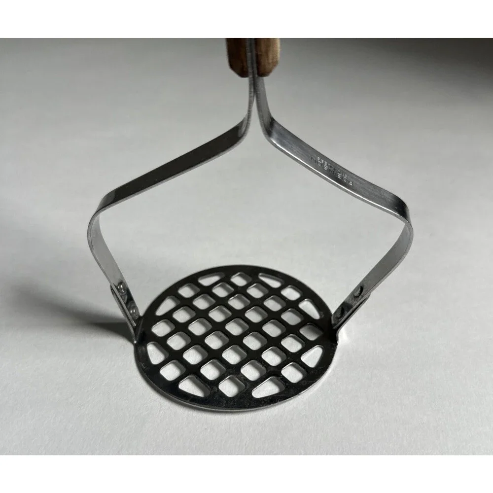 Vintage Robinson Stainless Steel Potato Masher – Wood Handle USA Made Grid Head